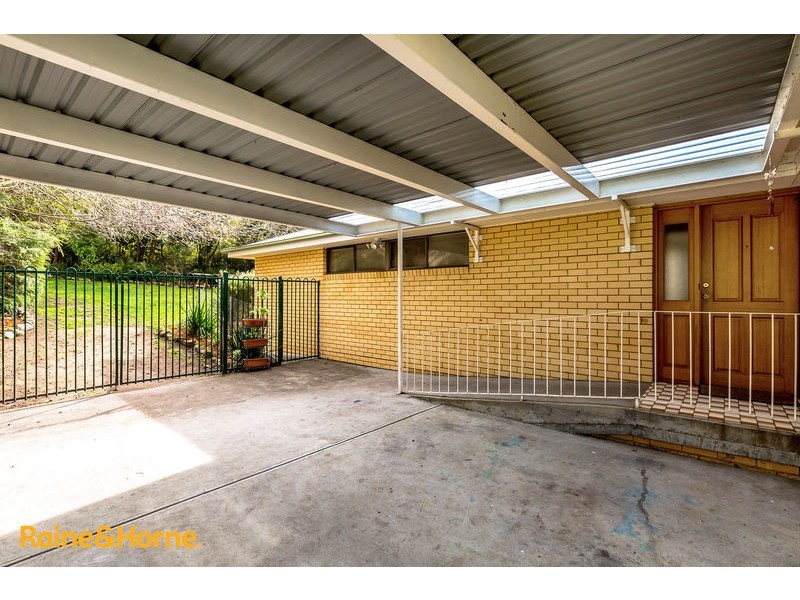 4 Nolan Crescent, Kingston TAS 7050
