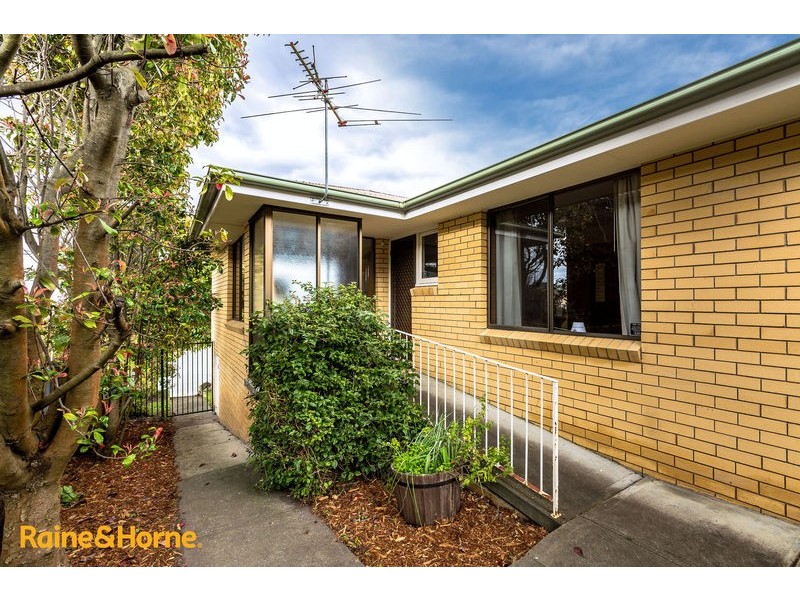 4 Nolan Crescent, Kingston TAS 7050