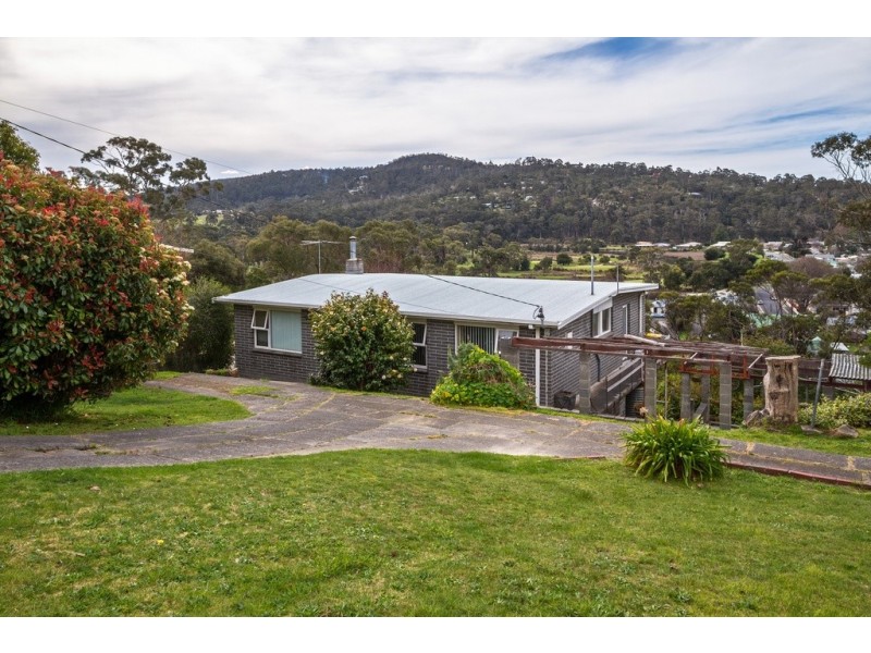 34 Roslyn Avenue, Kingston Beach TAS 7050