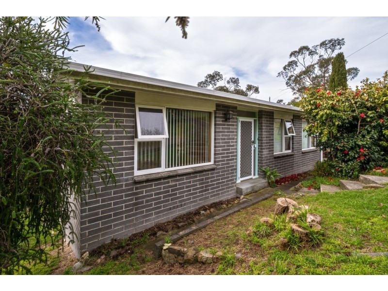 34 Roslyn Avenue, Kingston Beach TAS 7050