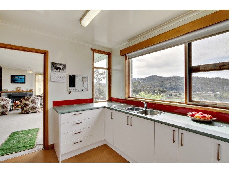 34 Roslyn Avenue, Kingston Beach TAS 7050