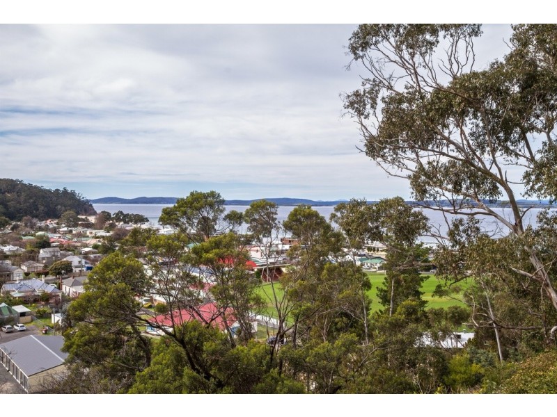 34 Roslyn Avenue, Kingston Beach TAS 7050