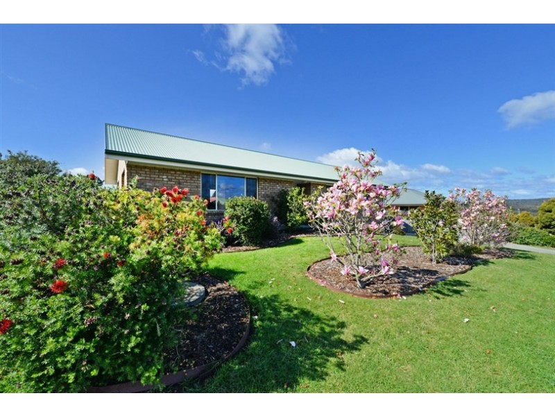 4 Guardian Court, Huntingfield TAS 7055