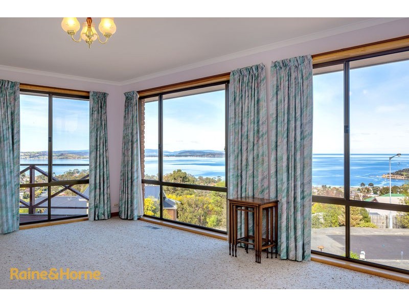 1 Citrine Road, Blackmans Bay TAS 7052