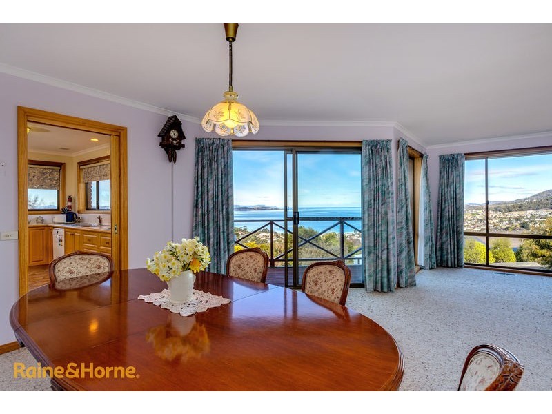 1 Citrine Road, Blackmans Bay TAS 7052