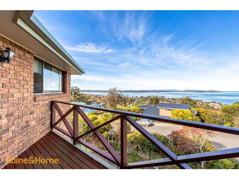 1 Citrine Road, Blackmans Bay TAS 7052