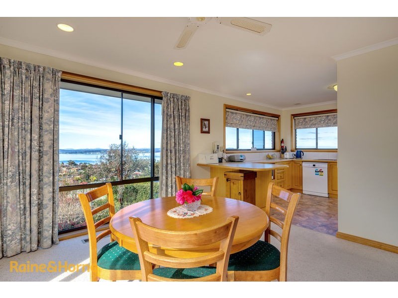 1 Citrine Road, Blackmans Bay TAS 7052