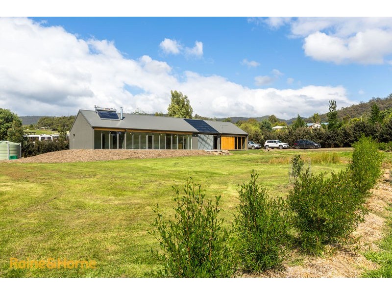 6 Weedings Way, Woodbridge TAS 7162