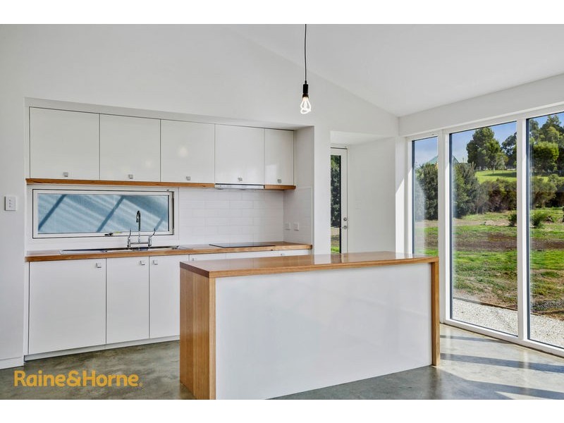 6 Weedings Way, Woodbridge TAS 7162