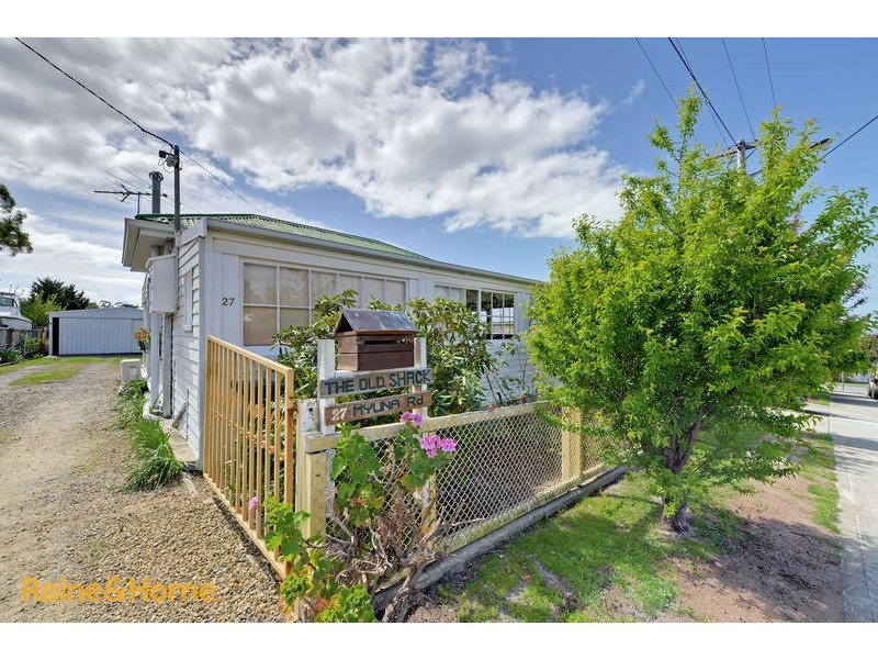 27 Myuna Road, Blackmans Bay TAS 7052