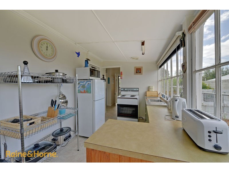 27 Myuna Road, Blackmans Bay TAS 7052