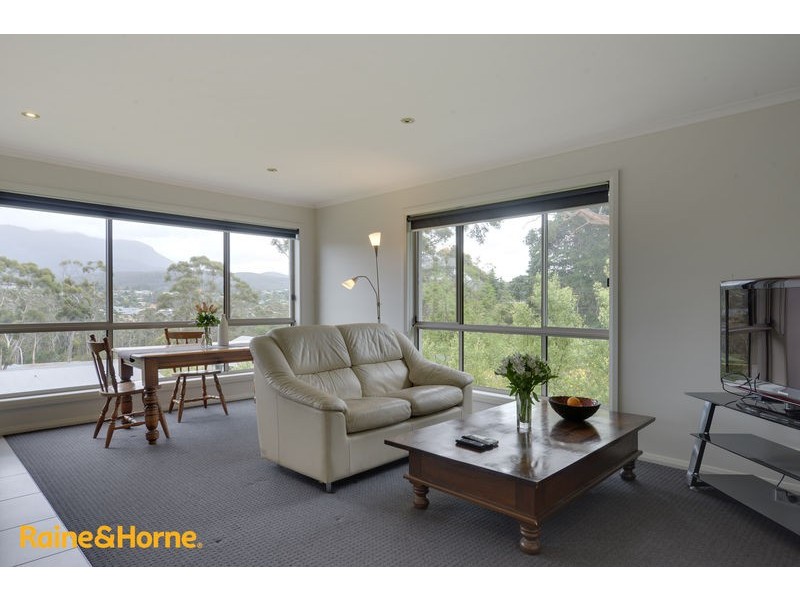 1/33 Moir Road, Kingston TAS 7050