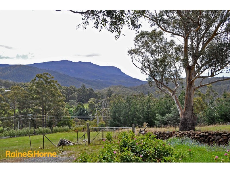 51 Leslie Road, Kingston TAS 7050