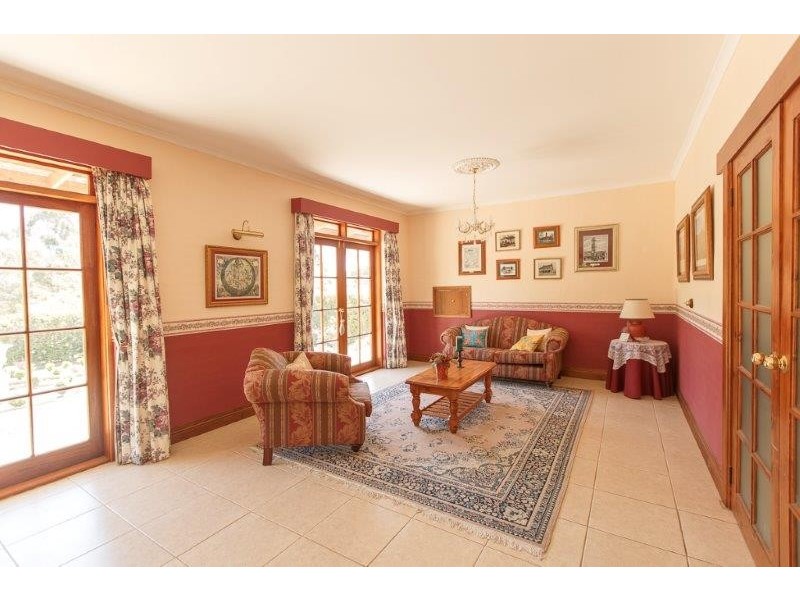 51 Leslie Road, Kingston TAS 7050
