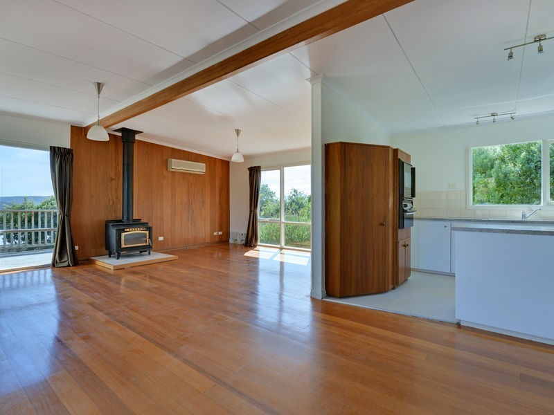 8 Baynton Street, Kingston TAS 7050