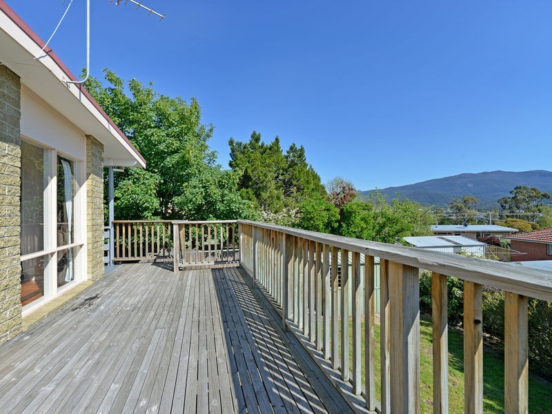 8 Baynton Street, Kingston TAS 7050