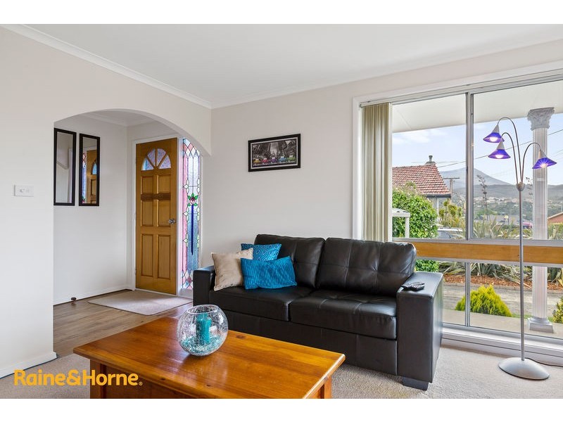 12 Corina Place, Kingston TAS 7050