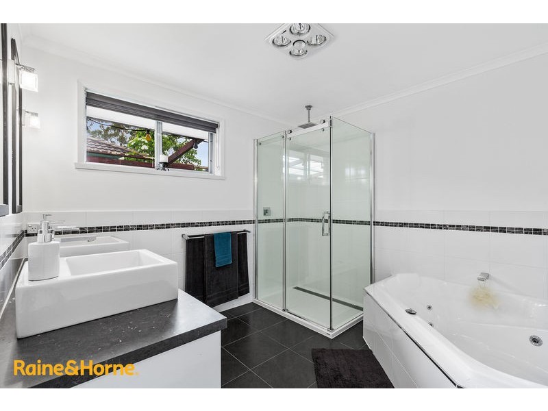 12 Corina Place, Kingston TAS 7050