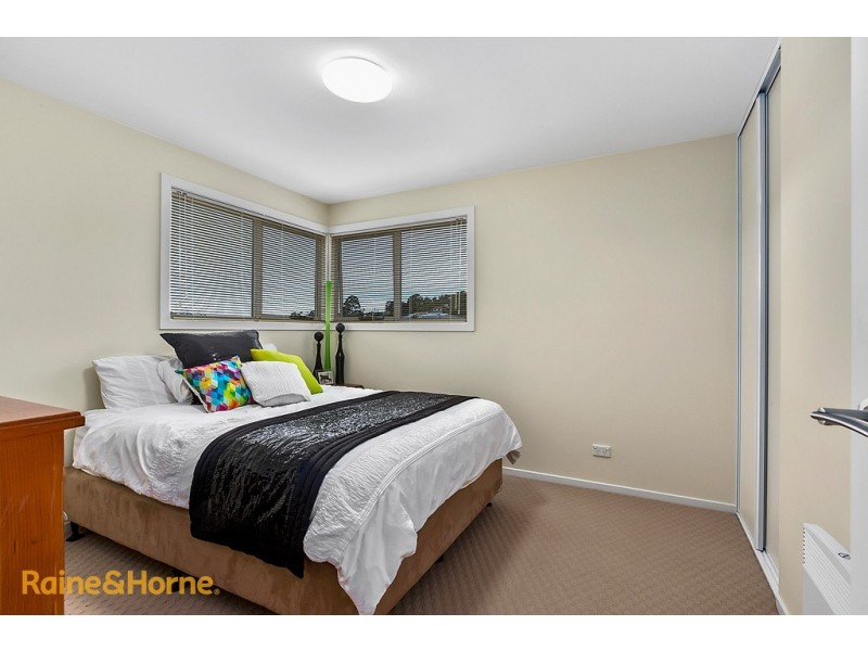 13/10 Denison Street, Kingston TAS 7050