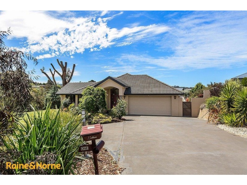 1 Greenhill Drive, Kingston TAS 7050