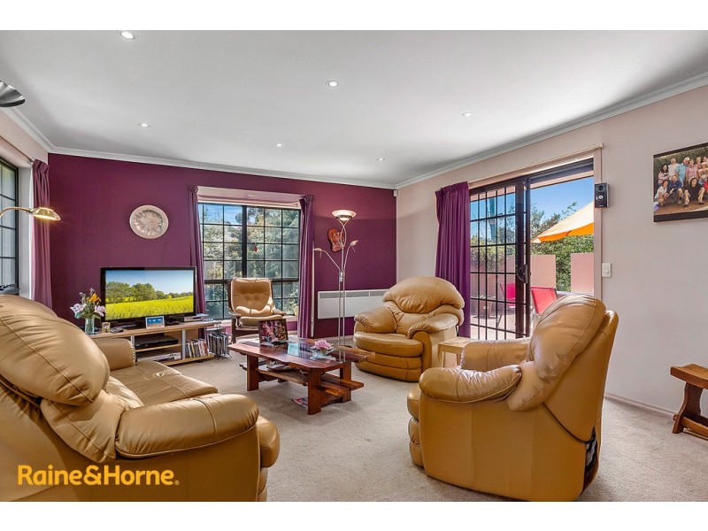 1 Greenhill Drive, Kingston TAS 7050