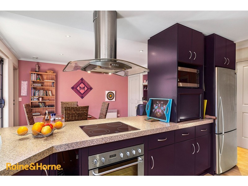 1 Greenhill Drive, Kingston TAS 7050