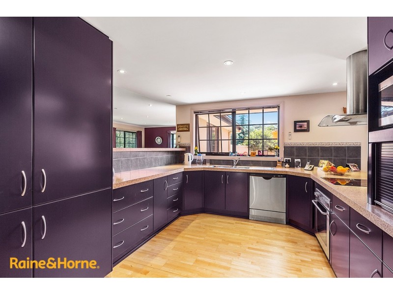 1 Greenhill Drive, Kingston TAS 7050