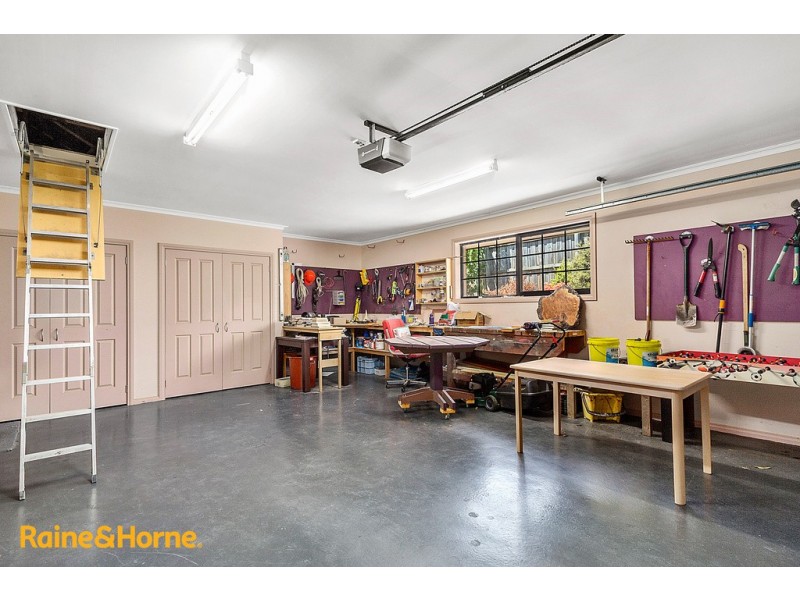 1 Greenhill Drive, Kingston TAS 7050