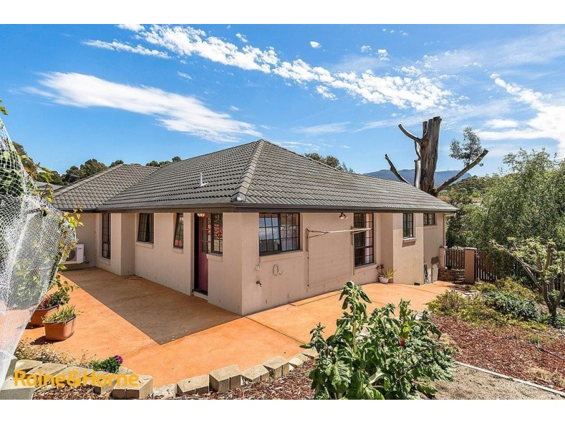 1 Greenhill Drive, Kingston TAS 7050