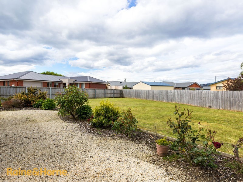 17 Bonsai Place, Margate TAS 7054