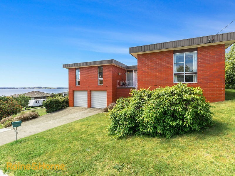 55 Illawarra Road, Blackmans Bay TAS 7052