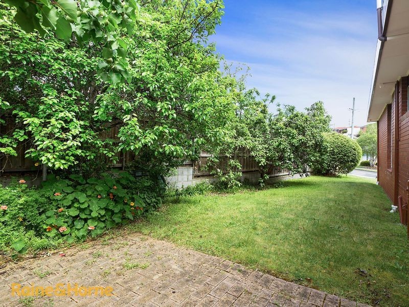 55 Illawarra Road, Blackmans Bay TAS 7052