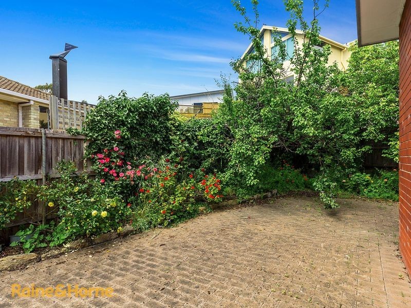 55 Illawarra Road, Blackmans Bay TAS 7052