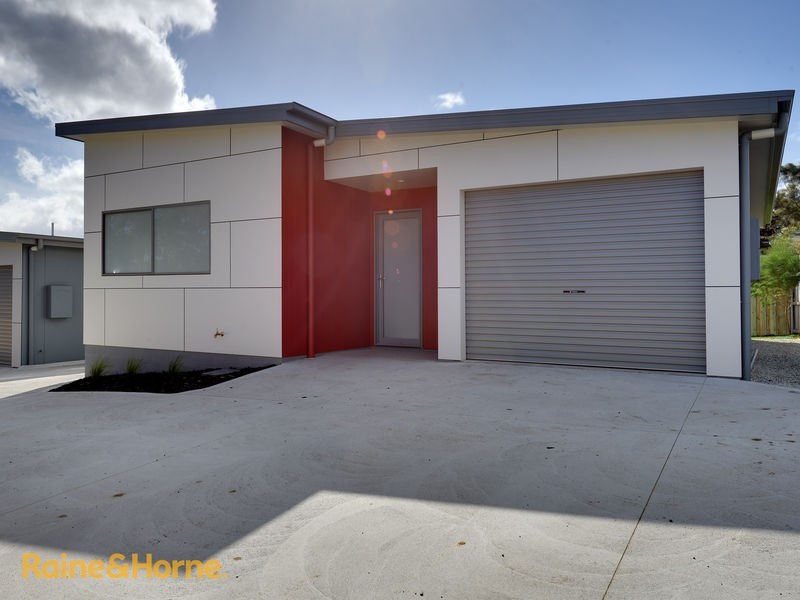 9/130 Burwood Drive, Blackmans Bay TAS 7052
