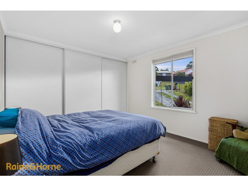 13 Pine Ave, Kingston TAS 7050