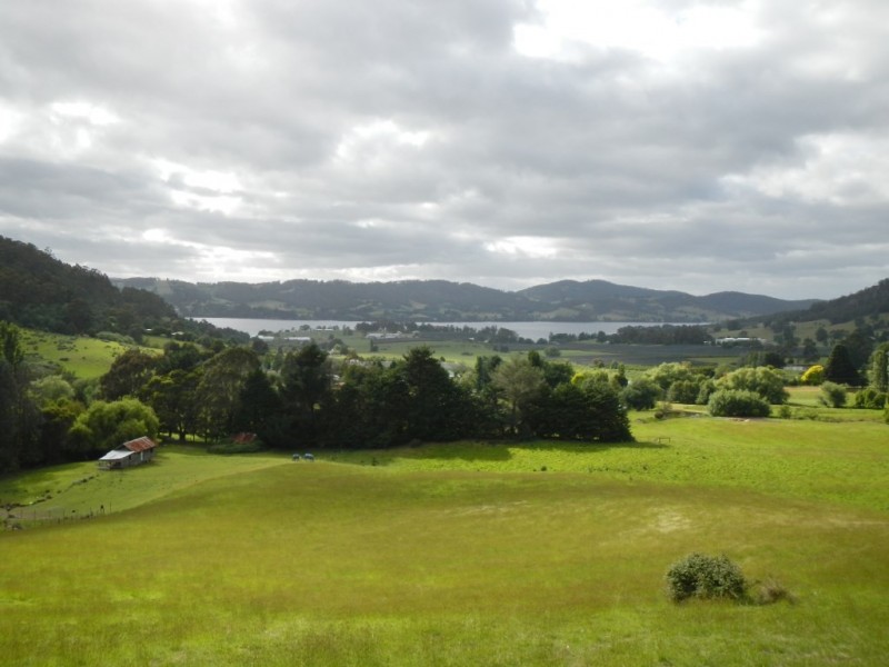 14 Kiles Road, Castle Forbes Bay TAS 7116