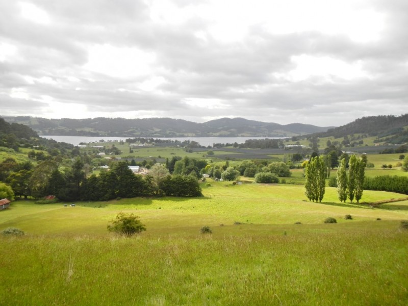 14 Kiles Road, Castle Forbes Bay TAS 7116