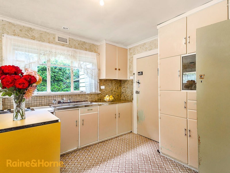 65 Brushy Creek Road, Lenah Valley TAS 7008