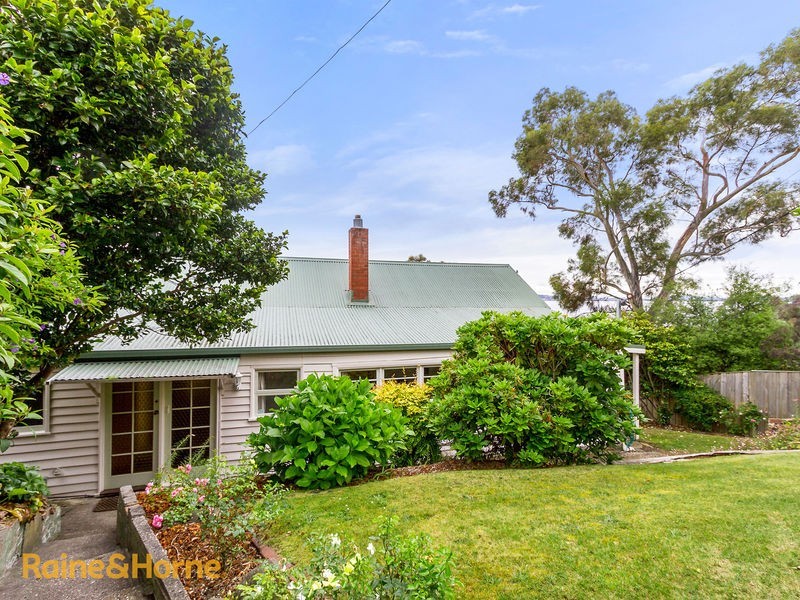 28 Roslyn Avenue, Kingston Beach TAS 7050