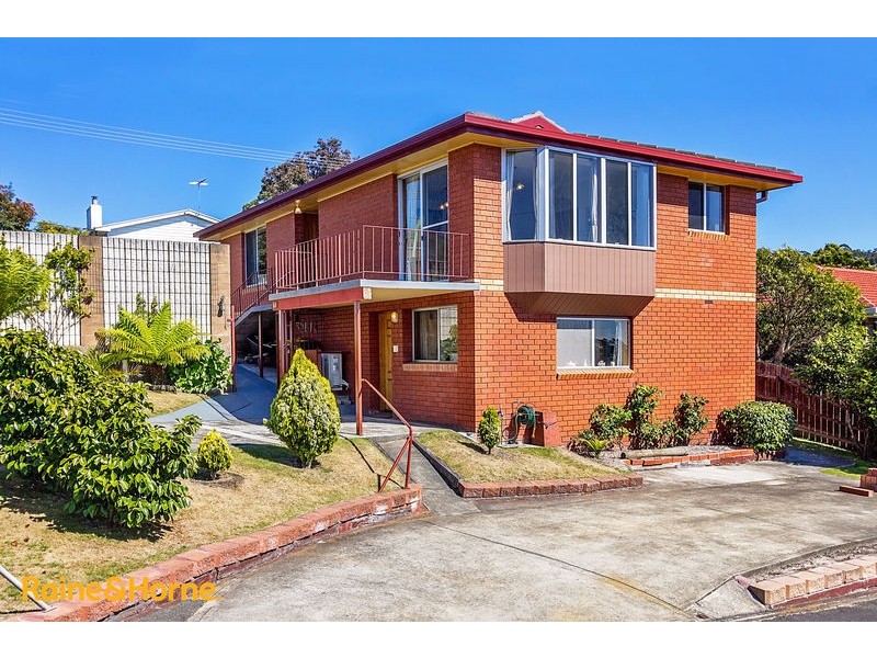 1/19 Garnett Street, Blackmans Bay TAS 7052