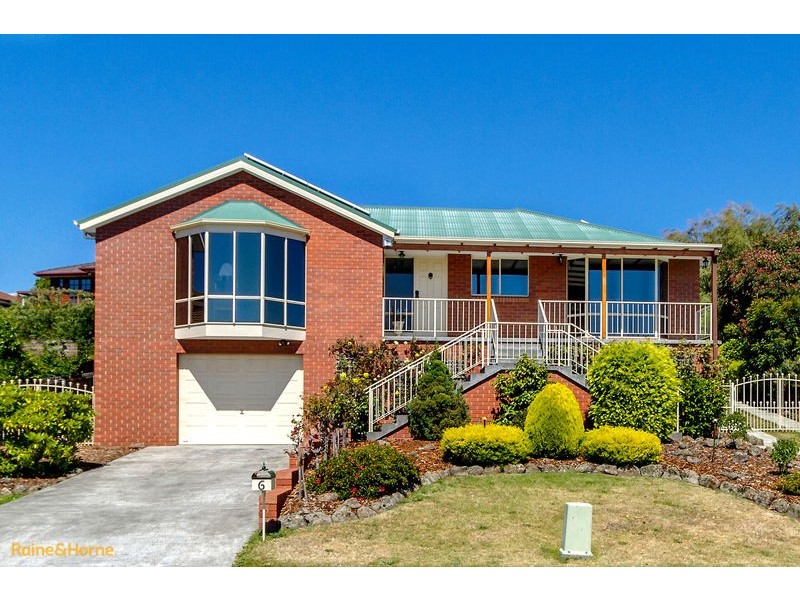 6 Montego Court, Blackmans Bay TAS 7052
