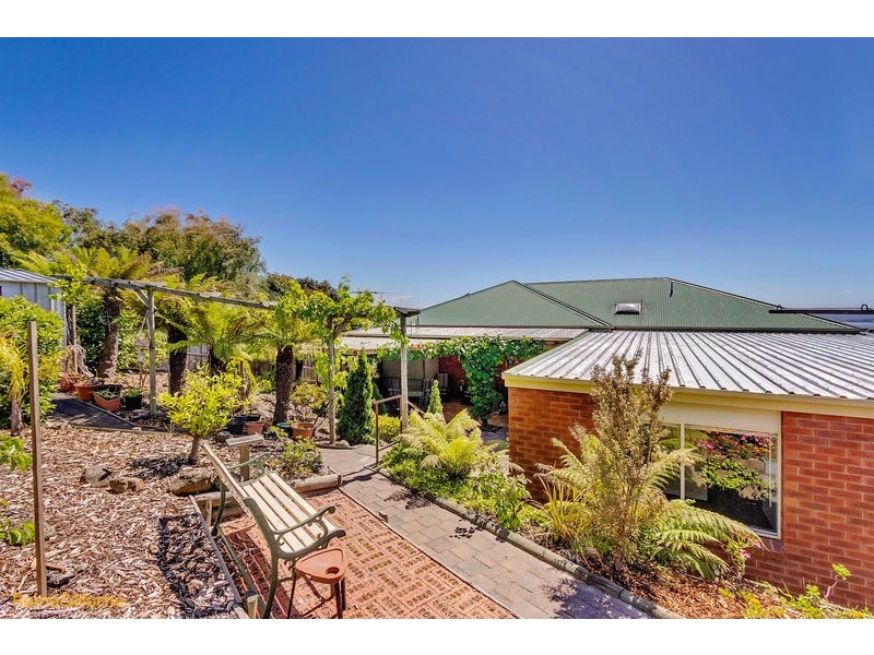6 Montego Court, Blackmans Bay TAS 7052