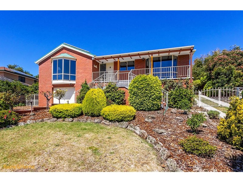 6 Montego Court, Blackmans Bay TAS 7052