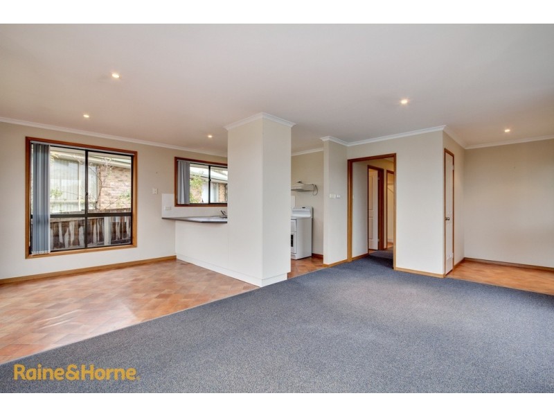 3/16 Pearsall Avenue, Blackmans Bay TAS 7052