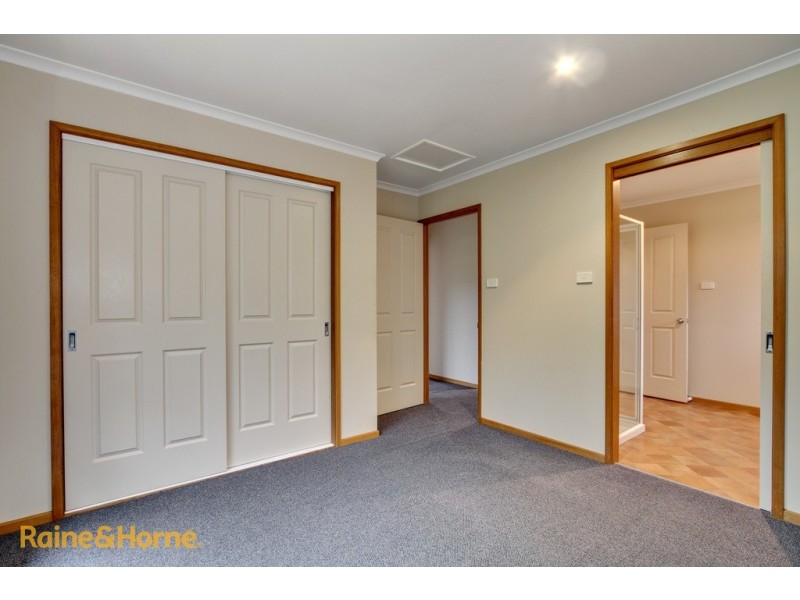 3/16 Pearsall Avenue, Blackmans Bay TAS 7052