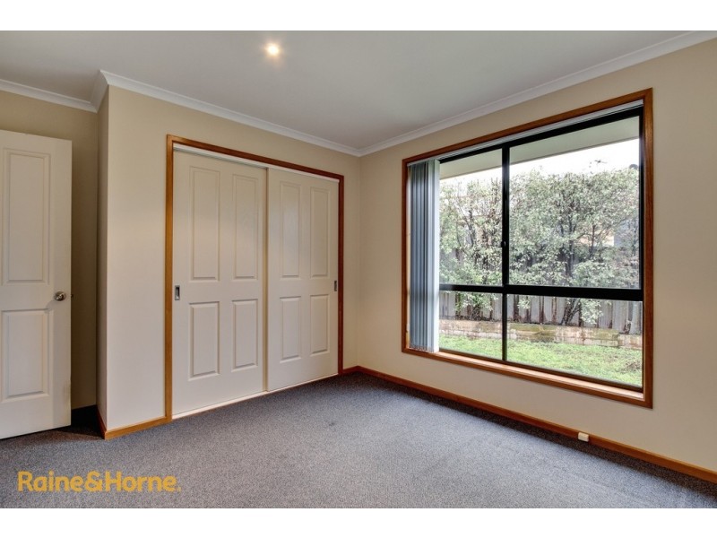 3/16 Pearsall Avenue, Blackmans Bay TAS 7052