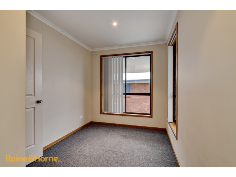 3/16 Pearsall Avenue, Blackmans Bay TAS 7052