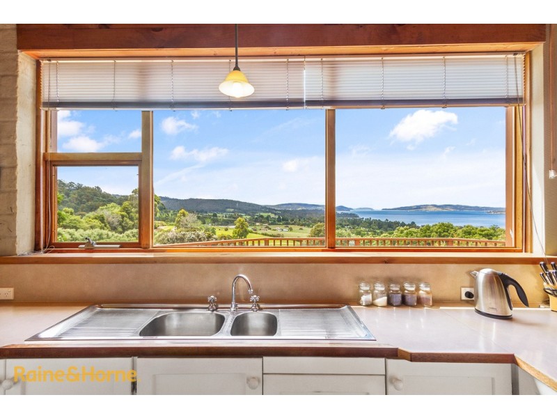 99 Thomas Road, Woodbridge TAS 7162