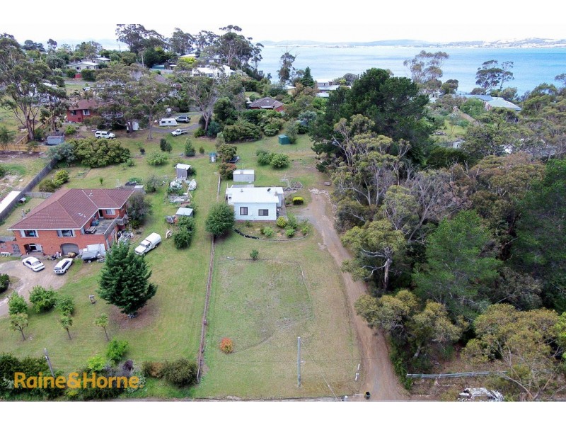 33 Blowhole Road, Blackmans Bay TAS 7052