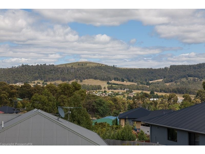 1 Kingfisher Street, Kingston TAS 7050